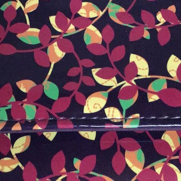 Mundi Burgundy Leaf Pattern Zip Safe Keeper Theft Protect Flap Wristlet Wallet - Picture 15 of 16